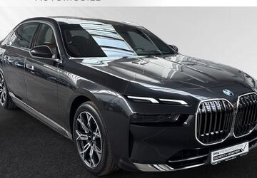 BMW 750 28.750 km 84.300 &euro; Moers 47441
