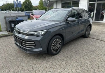 VW Tiguan 9.299 km 39.950 &euro; Düsseldorf 40472