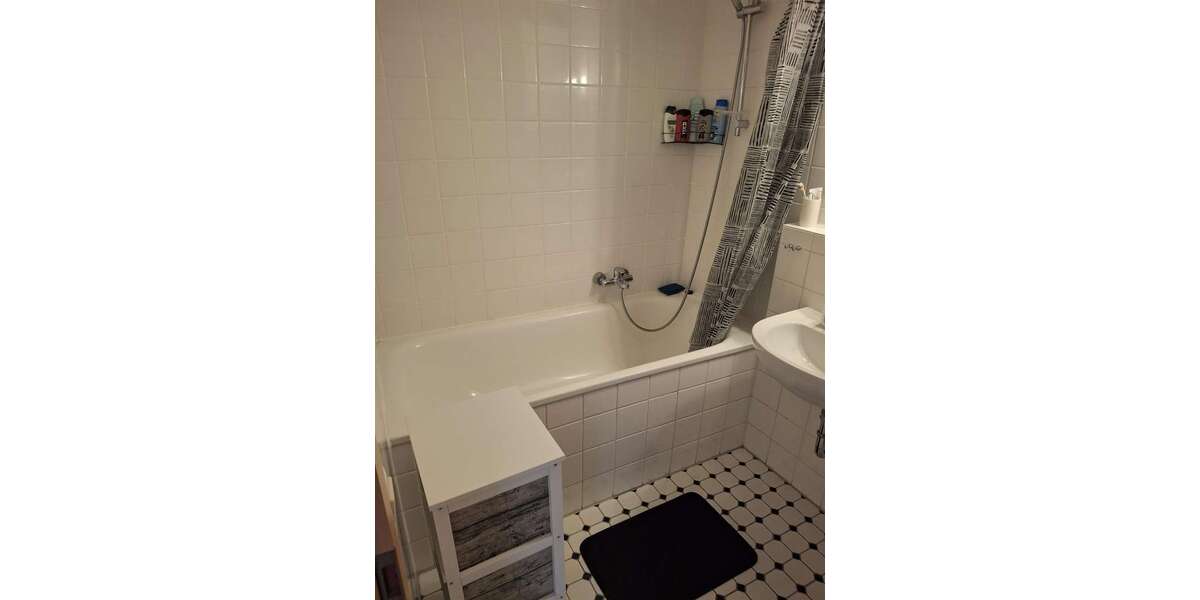 Etagenwohnung Krefeld Dießem - 3 Zimmer, 64 m&sup2;, 640&euro; | Angebot:27032162