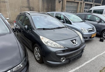 Peugeot 207 185.000 km 1.850 &euro; Essen 45143