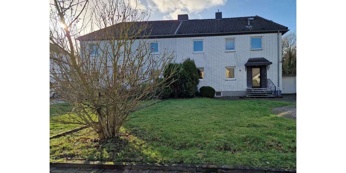 Etagenwohnung Duisburg Duisburg-Mitte - 4 Zimmer, 117 m&sup2;, 1.110&euro; | Angebot:27317975