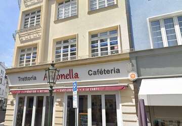 Wohnung Düsseldorf Benrath - 5 Zimmer, 150 m&sup2;, 1.950&euro; | Angebot:27086534