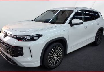 VW Tayron 24.780 km 45.680 &euro; Duisburg 47178